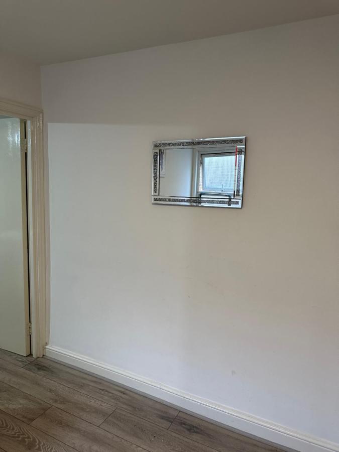 Beautiful Hoe Street First Floor One Bedroom Apartment B Walthamstow Londra Dış mekan fotoğraf